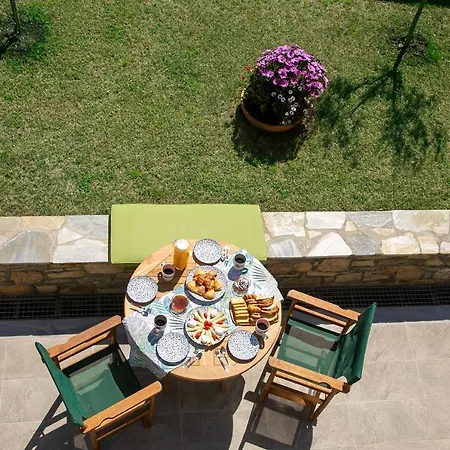 Liotrivi At Old بيت للعطل