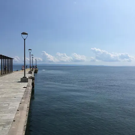 Σπίτι διακοπών Liotrivi At Old *