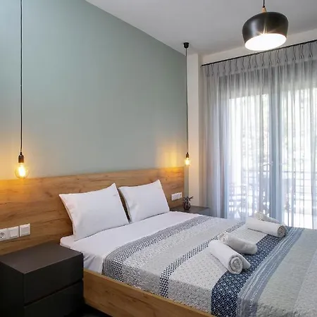 بيت للعطل Liotrivi At Old نيكيتي